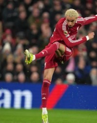 九游客户端-23岁的他成斯洛特走向复兴的保障：射术精湛能力全面，姆巴佩点赞